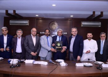 Arif Habib Plans PIA Fleet Expansion, Calls for Unified Business Action