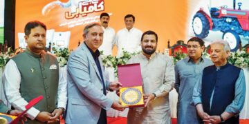 Sona Centre Awards Tractor to Farmer in Sheikhupura Under Incentive Programme
