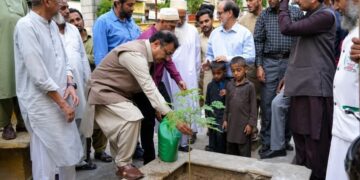 Earth Day in Karachi Emphasizes Behaviour Change and Community Responsibility: Tariq Nizamani