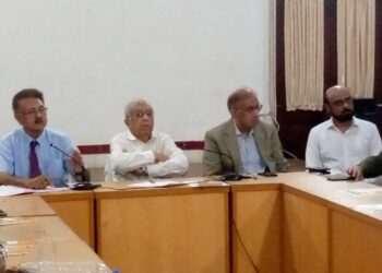 Rising Suicide Cases Among Female Students Raise Alarm at Karachi Seminar