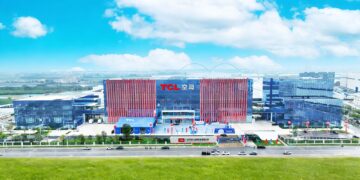 TCL Celebrates 100 Million AC Units Milestone, Unveils Smart Manufacturing Base