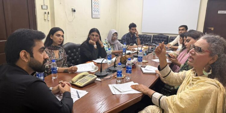 Sindh Govt Moves to Enforce Transgender Job Quota, Expand Access to Services for Trans community