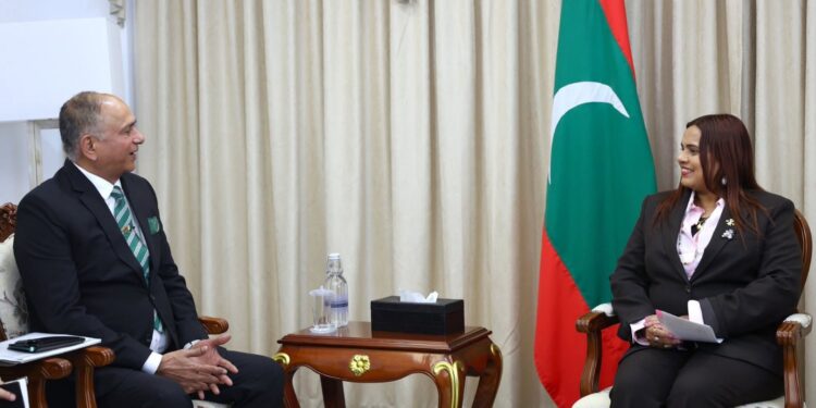 Pakistan and Maldives Reaffirm Strong Bilateral Ties in High-Level Diplomatic Meeting