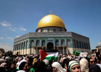 Israeli Settlers Storm Al-Aqsa Mosque Compound Amid Rising West Bank Tensions