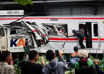 14 Killed, 84 Injured as Train Collision Near Jakarta Triggers Major Rescue Operation