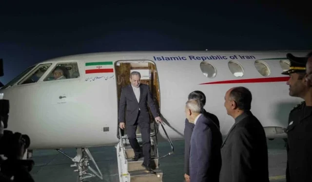 Iran FM Araghchi Returns to Islamabad as US-Iran Talks Face Fresh Uncertainty