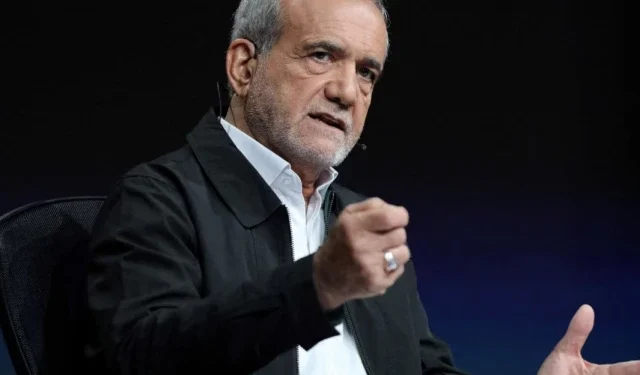 Trump Pushes Iran Deal as Pezeshkian Signals Deep Mistrust