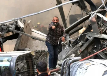 Israel Strikes Lebanon Amid Fragile US-Iran Ceasefire, Strait of Hormuz Disruption Continues