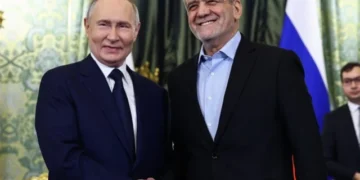 Pezeshkian, Putin Discuss Fallout of Islamabad Talks, Stress Continued Diplomacy