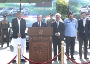 PM Shehbaz Pushes for Nationwide Adoption of Electric Vehicles Amid Rising Fuel Costs