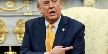 Trump Praises Pakistan’s Role in Peace Efforts, Reaffirms Stance on Iran Nuclear Talks