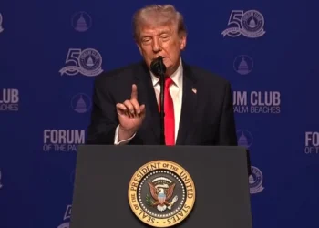 Trump Weighs Iran Deal Proposal, Warns of Possible Renewed Strikes