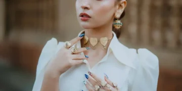 Dananeer Mobeen Stuns at London Premiere of Mera Lyari with Lyari-Inspired Ensemble