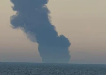 Iran Warns US Over Naval Blockade as Middle East Tensions Push Oil Prices Higher