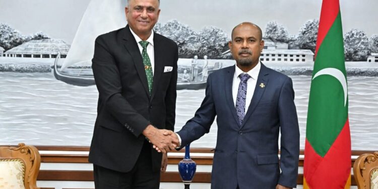 Pakistan and Maldives Vow to Strengthen Defence Cooperation in High-Level Meeting in Male