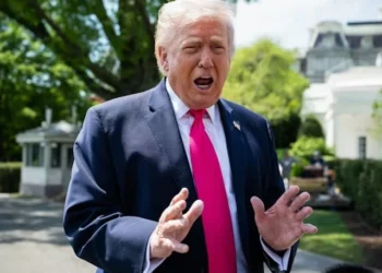 Trump Signals Possible US Move on Cuba, Expands Sanctions in Escalating Tensions