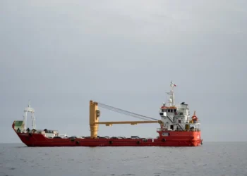 Trump Halts Strait of Hormuz Mission After Saudi Arabia Reportedly Restricts US Military Access