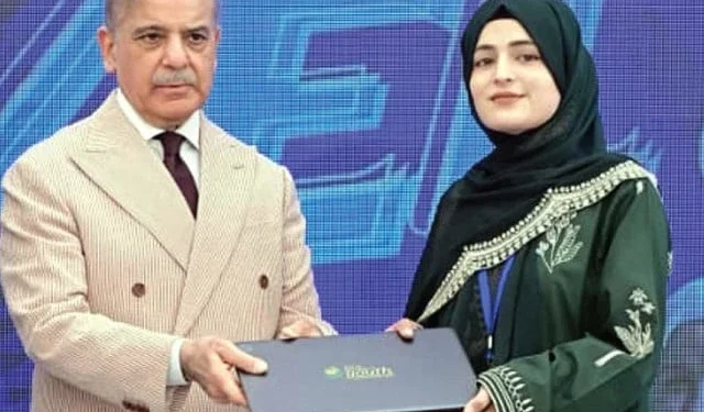 PM Shehbaz Orders Completion of 100MW Solar Project in Gilgit-Baltistan by Mid-2027