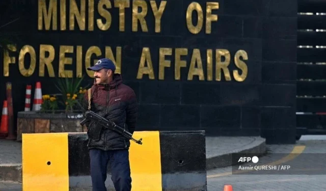 Pakistan Rejects CBS Report on Iranian Aircraft at Nur Khan Airbase