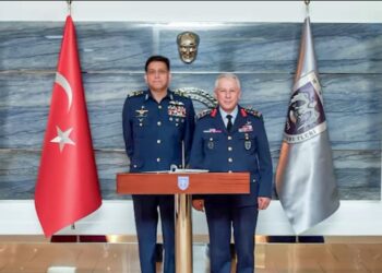 Pakistan Air Chief Holds High-Level Defence and Technology Talks in Türkiye