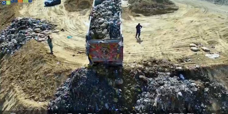 Karachi’s Eid Cleanup Operation Continues on Third Day as Over 90,000 Tons of Waste Removed