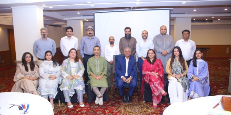 Pakistan Red Crescent Holds Workshop to Strengthen Family Link Services During Emergencies