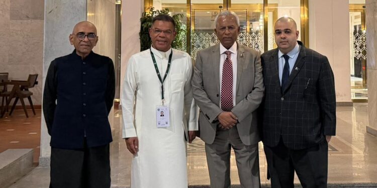 Pakistan-Malaysia Brotherhood Strengthened During Warm Hajj Meeting in Mina