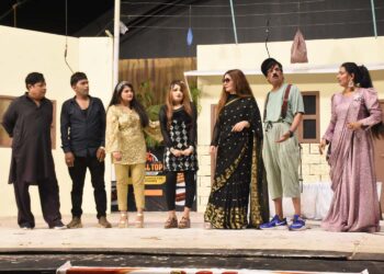 “Bakra Petrol Pe” Dominates Eid Stage in Karachi, Reviving Golden Era of Urdu Theatre