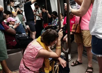 People cooling down during an intense heatwave affecting multiple European countries.