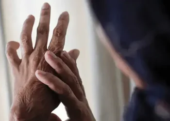 Dr Mahnoor Nasar undergoing treatment at a hospital in Karachi