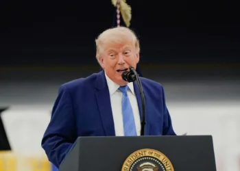 Donald Trump giving interview about Pakistan and US Iran diplomatic agreement