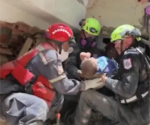 Emergency teams carrying out rescue operations after the devastating earthquakes in Venezuela.
