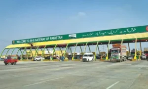 Motorway police checking fire extinguishers in passenger and cargo vehicles.