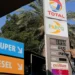 Pakistan energy officials hold talks with oil companies on import premium-based fuel pricing.