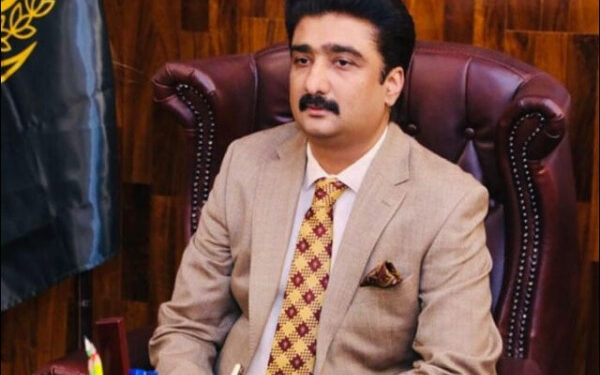 Sindh minister Syed Zulfiqar Ali Shah speaking about Karachi politics and rejecting Jamaat-e-Islami claims during press remarks.