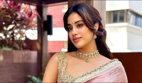 Janhvi Kapoor Faces Pedi Controversy Over Viral Chat Claims