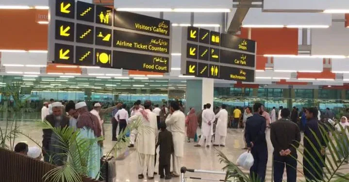Mohtasib directs Islamabad Airport to improve passenger service standards