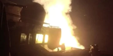 Donald Trump Orders New Iran Strikes as Middle East Conflict Escalates and Ceasefire Faces Fresh Pressure