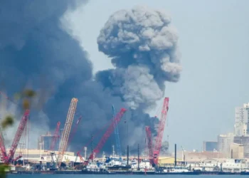 Iran Launches Retaliatory Strikes on US Bases Across Gulf After Hormuz Attacks Escalate Regional Conflict
