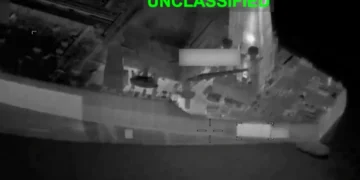 US Iran tensions escalate with strikes and Gulf military clashes