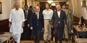 PPP and PML-N Move Toward Gilgit-Baltistan Alliance Government