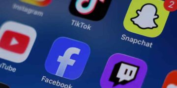 Canada digital safety law targets social media and AI chatbots for children under 16