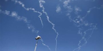 US Iran war intensifies as Donald Trump demands peace deal after new military strikes