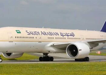 Aircraft on airport runway representing expanded air transport cooperation between Saudi Arabia and Pakistan.