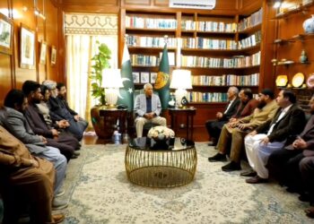 Governor Sindh Meets Community Policing Delegation In Karachi