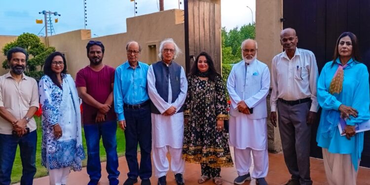 Karachi Ceremony Honors Mahmood Ahmed Khan Services