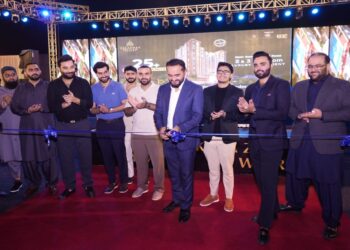 Falaknaz Group Launches Sky View Towers Project in Karachi