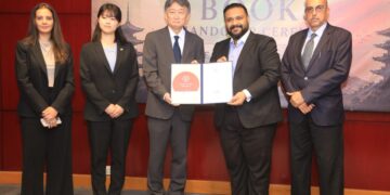 Japan Consul General Hattori Masaru Donates Books in Karachi Through read Japan project