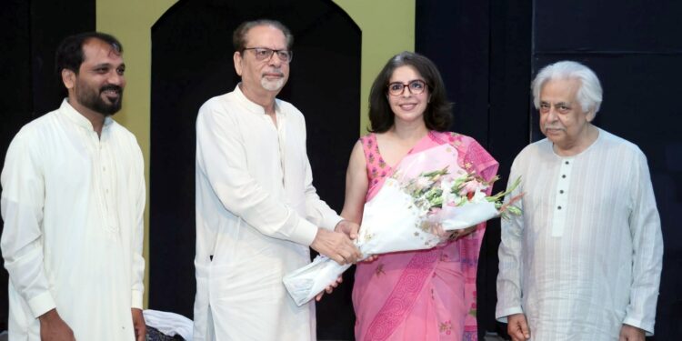 Arts Council Karachi Stages Theatre Production System Down Hai Alumni Play