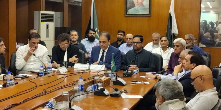 FPCCI officials addressing media on commercial importer taxation reforms in Karachi.